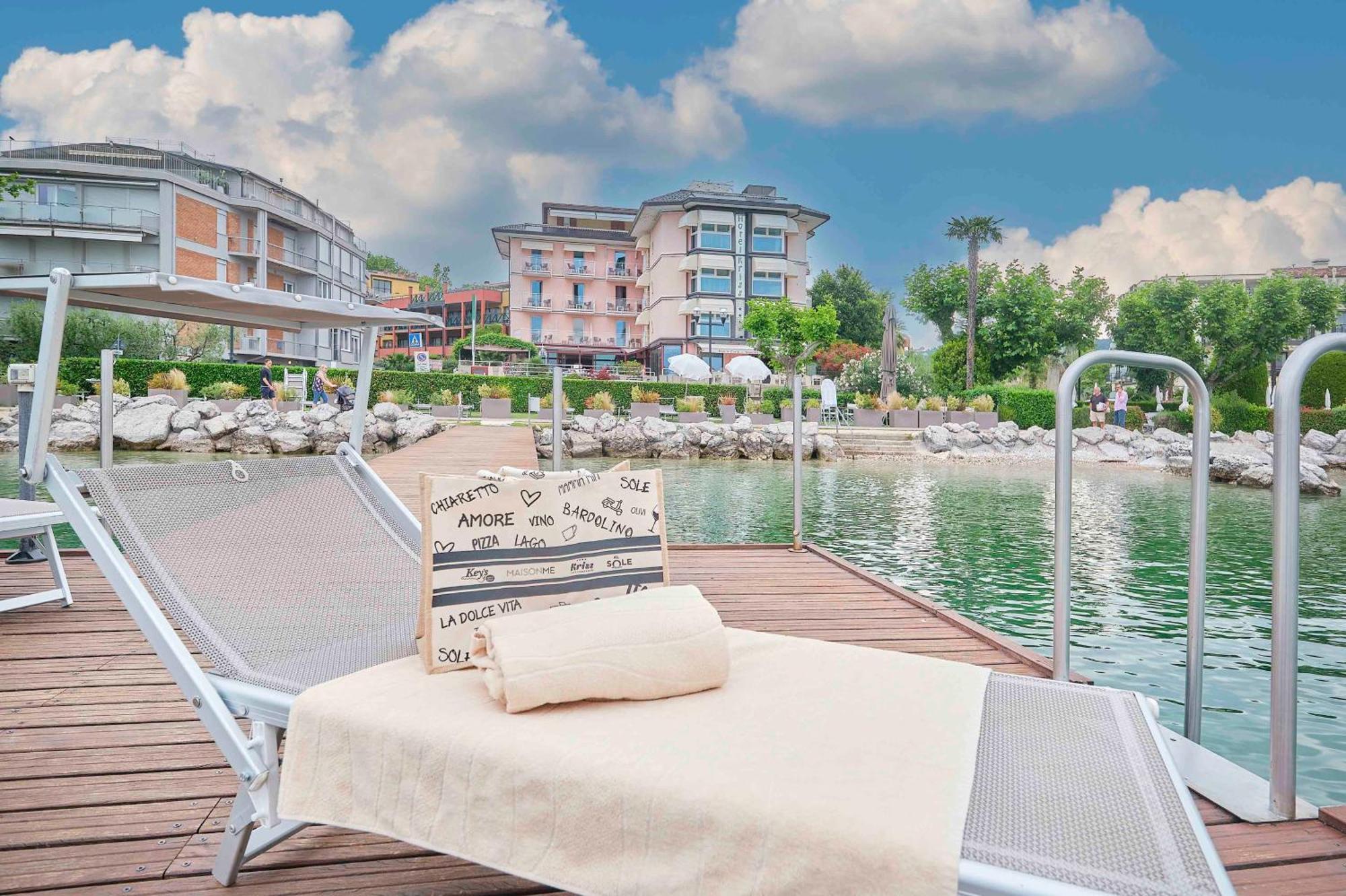 Kriss Internazionale Hotel Bardolino Eksteriør billede
